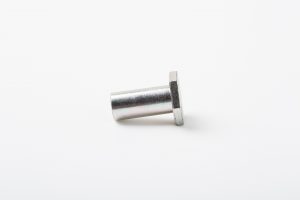 SWCH12A材冷間鍛造品（自動車用　カラー部品）